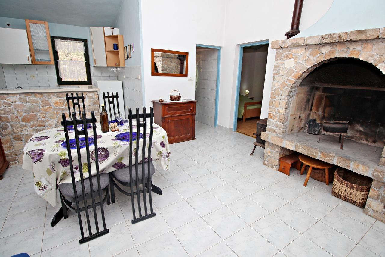 Guest House Beverin Sali Exterior foto